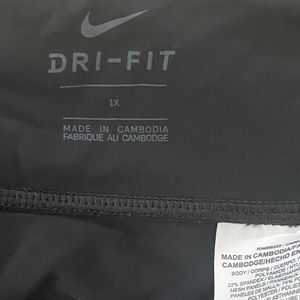 Black Nike Dri Fit workout/running tights